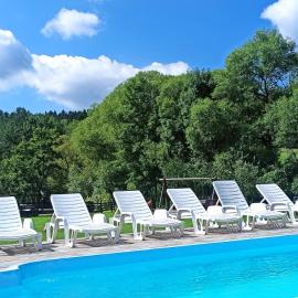 Święty Spokój Bieszczady 782-047-324, hotel en Ustrzyki Dolne