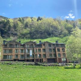 Apartamentos Llorts Ordino 3000, ξενοδοχείο σε Llorts