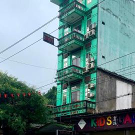 Khách Sạn Cương Thảo, hotel din Làng Cay