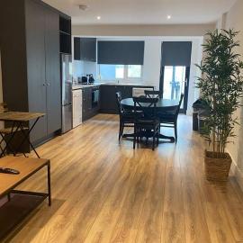 Apt 3 Silver Spruce - Killarney Town Free Parking