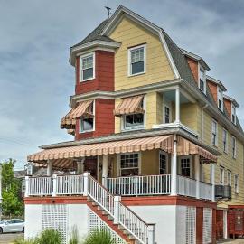 Striking Cape May Getaway, Steps From the Beach!, hotel sa Cape May