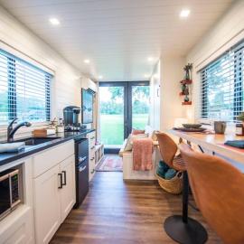 NEW The Brazos-Tiny Home 12 Min to downtown, hotel en Bellmead