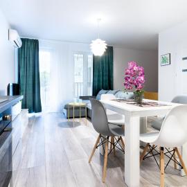 Apartament Uroczy, hotel in Legnica