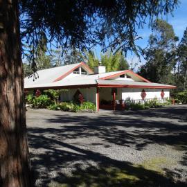 Lokahi Lodge，沃爾卡諾的飯店