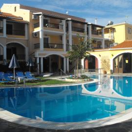 Perros Hotel, hotel ad Agios Stefanos