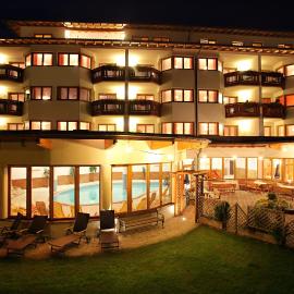 Aktiv-Hotel Traube am Mieminger Sonnenplateau, hotel u gradu 'Wildermieming'
