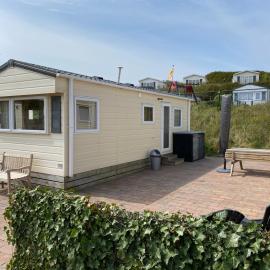 Chalet Ibiza in de duinen van IJmuiden aan Zee, hotel in IJmuiden