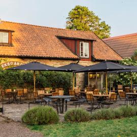Eksgården Gårdshotell, hotel v destinácii Färjestaden