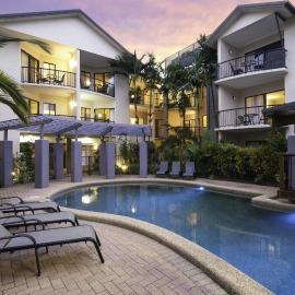 Bay Villas Resort, hotel in Port Douglas