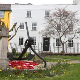Duke of Monmouth penthouse luxury apartment Lyme Regis 3 bedroom parking Hot tub Garden dog friendly