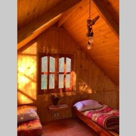 Cabaña entre los arboles encantadora、Roque Pérezのホテル