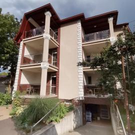 Solar Apartmanok, hotel di Hajdúszoboszló