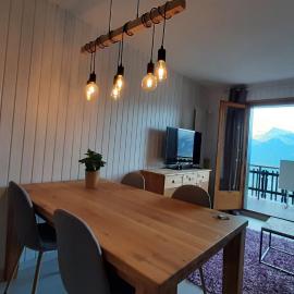 The purple fox's family home - Veysonnaz, hotel in Veysonnaz