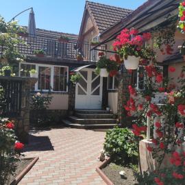 Casa Lidia, hotel a Râu de Mori