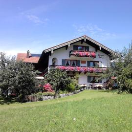 Haus Gehmacher-Maier - Chiemgau Karte, hotel in Inzell