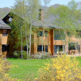 Lakehouse At Toyako, hotel in Lake Toya