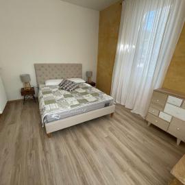 Smart Living Swiss, hotel in Chiasso