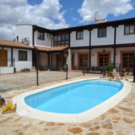 La Casona de los Cinco Caños, Hotel in Coca