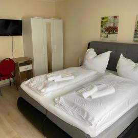Gasthof zur Post - Standort Am Bahnhof Eiserfeld, hotel in Siegen