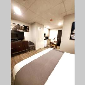 Cozy Sweet Studio #5, Only 10 min to D.T. Ottawa, hotel in Gatineau