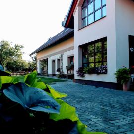 Dvoupokojový apartmán s kuchyňským koutem