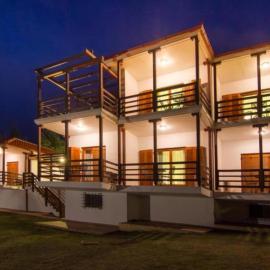 Roxani Country House Resort, hotel di Marónia
