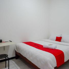 RedDoorz near GOR Jatidiri Semarang โรงแรมในJatingaleh