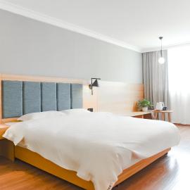Guilin Travel light Hostel, hotel di Guilin