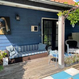 Bed en breakfast Onder aan de dijk、ワルデルのホテル