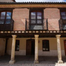 Casa Rural Plaza Vieja Saldaña, hotel a Saldaña