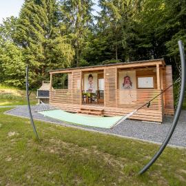 Glamping Krone Kolpa Heaven, hotel u gradu 'Adlešiči'