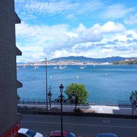 Estudio con vistas al mar en Baiona