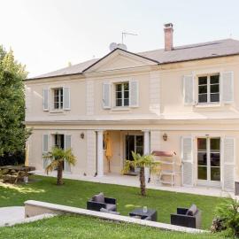 la source de bougival، فندق في بوجيفال