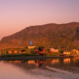 Smørfjord Ferieleilighet, hotel i Russenes