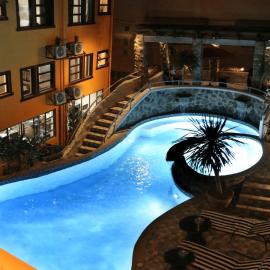 1775 Adriatico Suites: Manila şehrinde bir otel