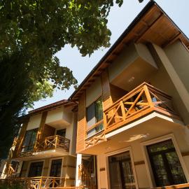 Holiday Village Lozenets, hotel in Lozenets