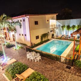 Hotel Plaza Marbella Granada