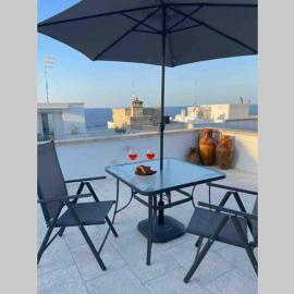 Suite San Benedetto, Terrazza vista mare