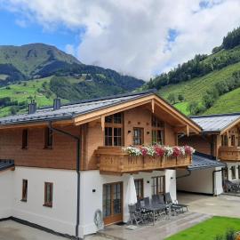 Hochalmbahnen Chalets 10W2, Holunder, nahe Gondel, Hotel in Rauris