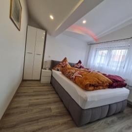 Ferien- und Businesswohnung Sonnentor Dreiländereck im zweiten Stock