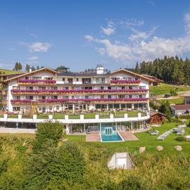 Hotel Scherlin, hotel v destinaci Ortisei