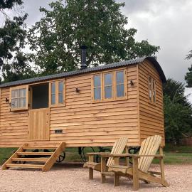 Shepherd’s Hut - The Mule, hotel i Newent