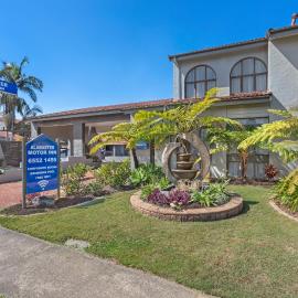 Alabaster Motor Inn, hotel di Taree