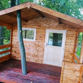 Šeberák - ubytování v CHATIČKÁCH a GLAMPING, Hotel in Prag