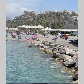 EL PEÑÓN IDÍLICO PISO A PIE DE Playa, viešbutis mieste Salobrenja
