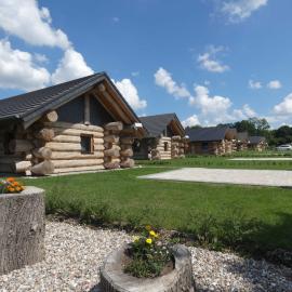 Naturstammhaus Tollensesee, hotel i Krickow