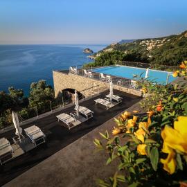 Dominio Mare Resort & SPA, hotel a Bergeggi