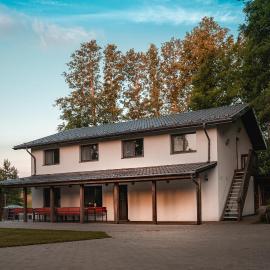 Vėjo Malūnų sodyba - vila โรงแรมในPaserninkai