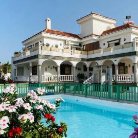 2 apartments with private heated pool