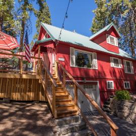 Elliott House Boutique Inn, hotel in Shaver Lake